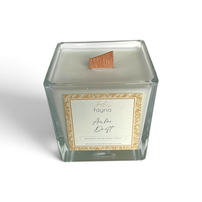 Sviečka Amber Drift – pohľad zboku